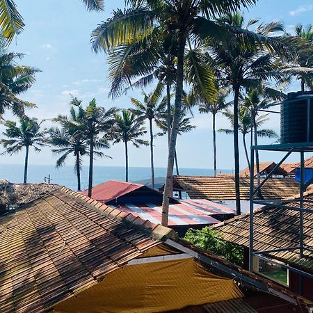 Paradise Inn Beach Resort Varkala Eksteriør billede