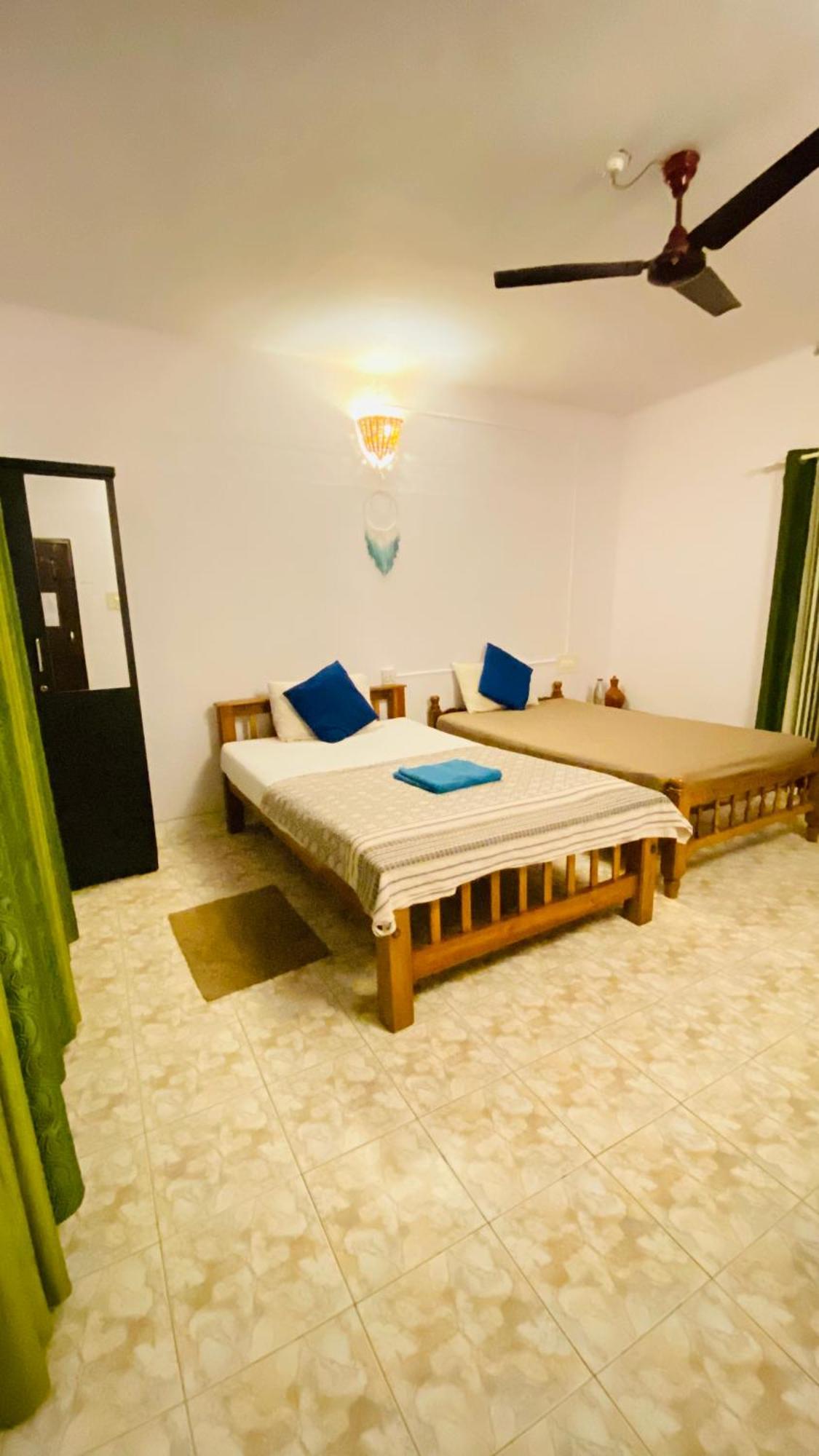 Paradise Inn Beach Resort Varkala Eksteriør billede