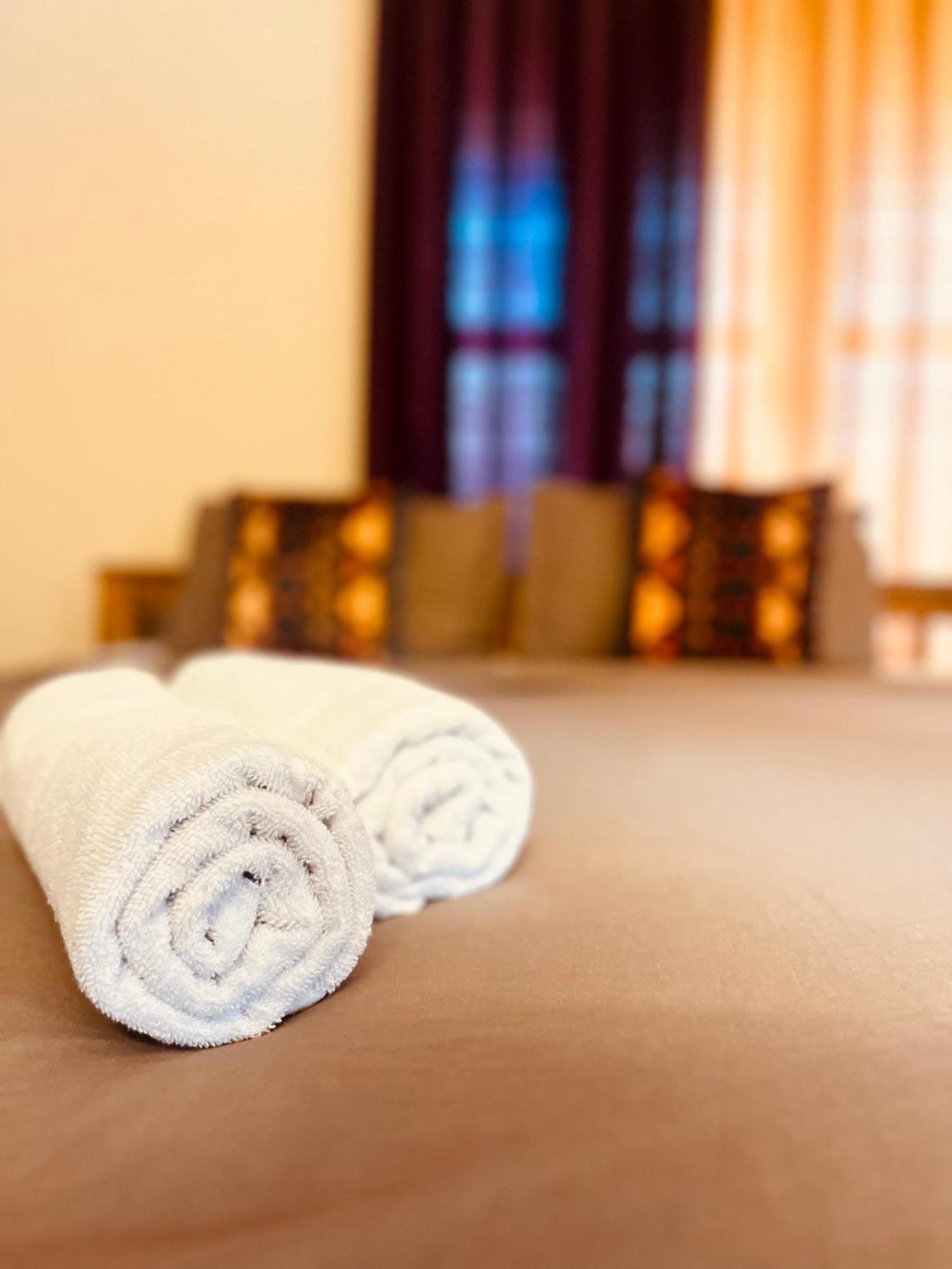 Paradise Inn Beach Resort Varkala Eksteriør billede