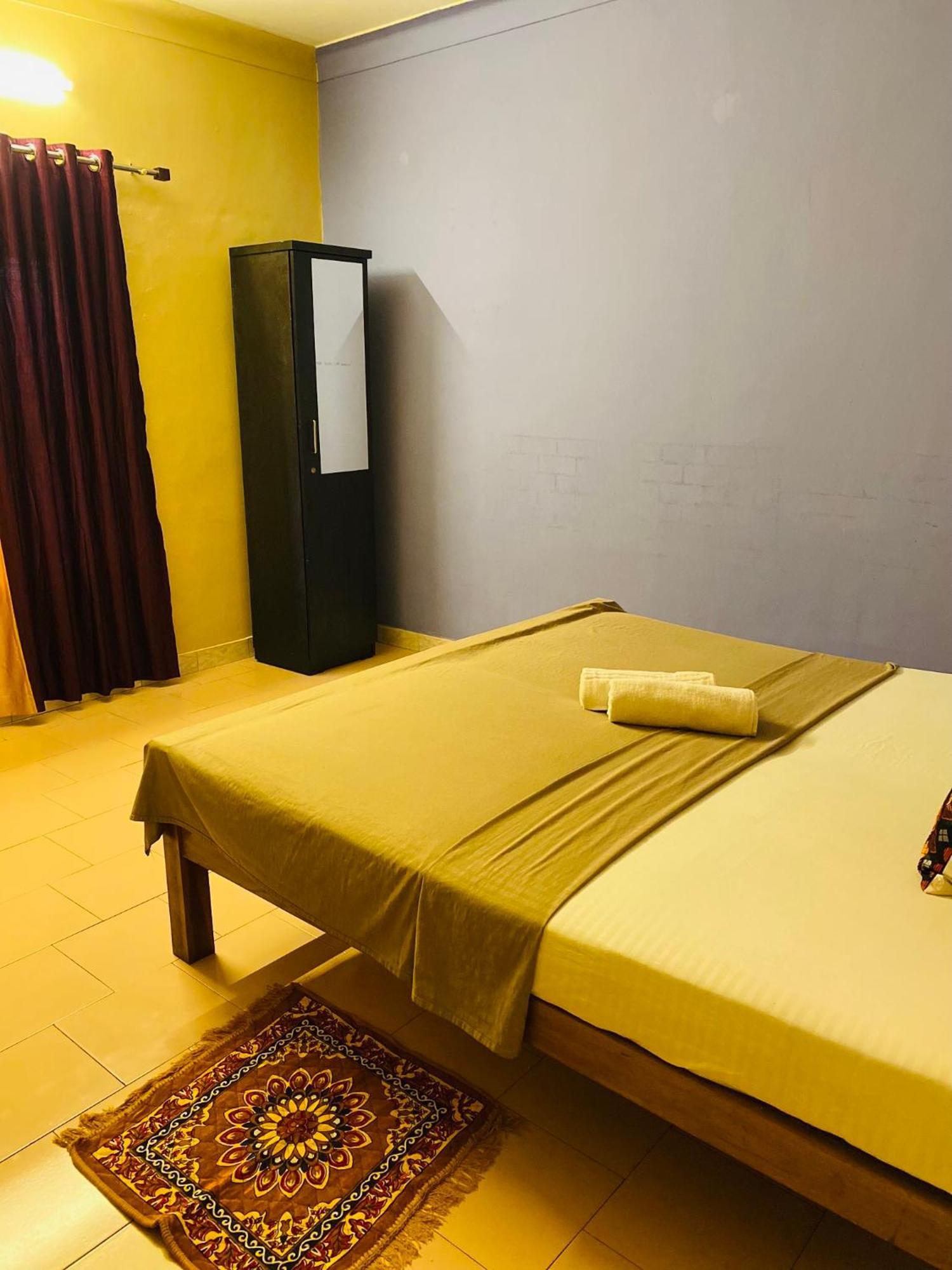 Paradise Inn Beach Resort Varkala Eksteriør billede